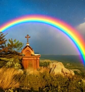 Firefly unarco iris en con especificaciones religiosas 49257 1 Significado bíblico de los colores del arco iris: simbolismo y enseñanzas